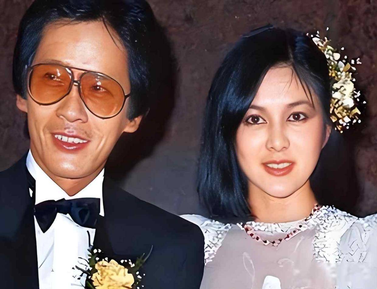 闹得满城风, 人看的