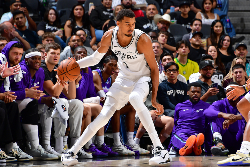 场季前赛连, 反篮命中追