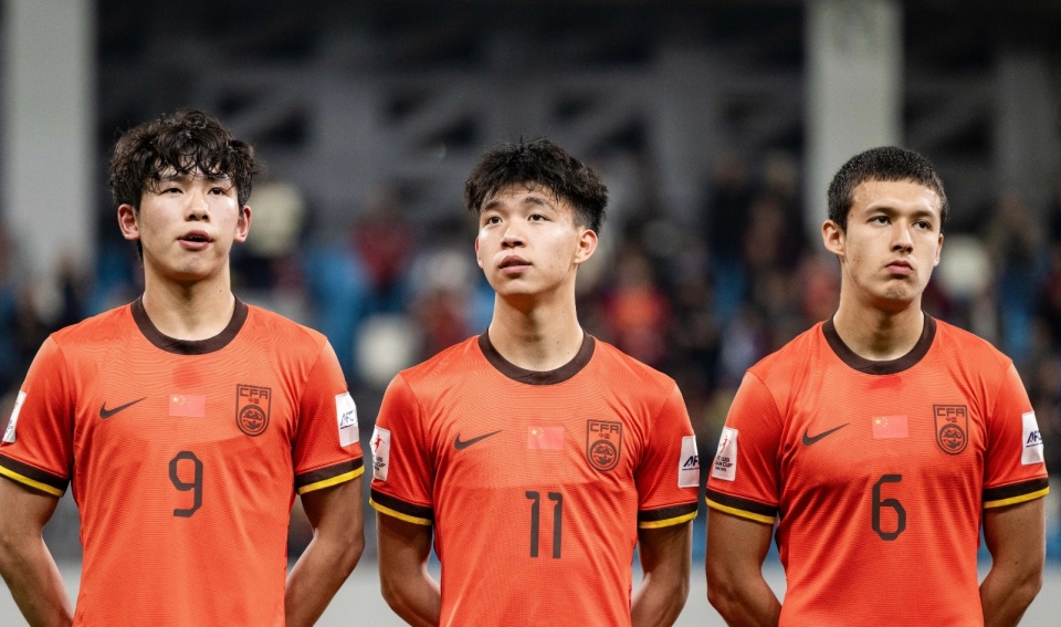 适的选择, 赛冠军里耶, inews